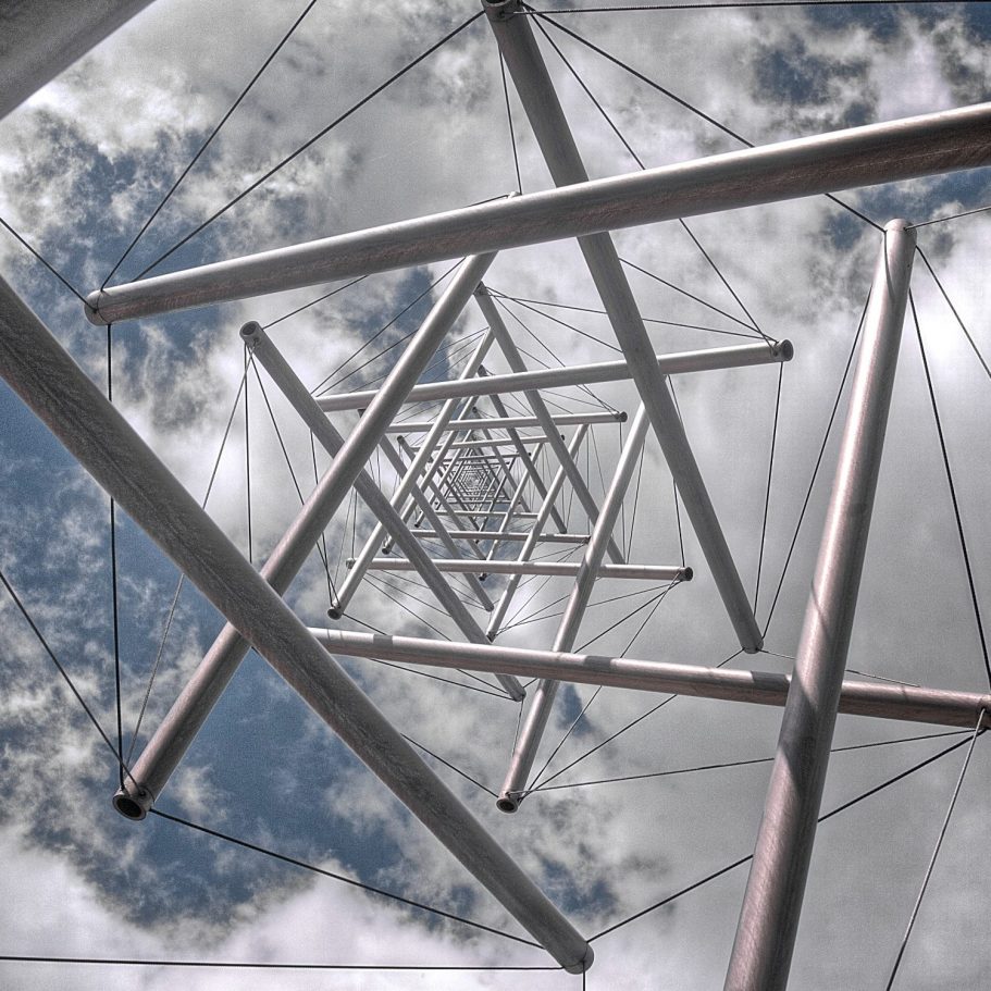 Tensegrity structure with metal tubes held in suspension by wires